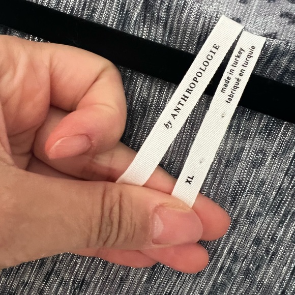 ANTHROPOLOGIE Metallic Silver Shimmer Layered Sleeveless Top Sz XL - Picture 4 of 5